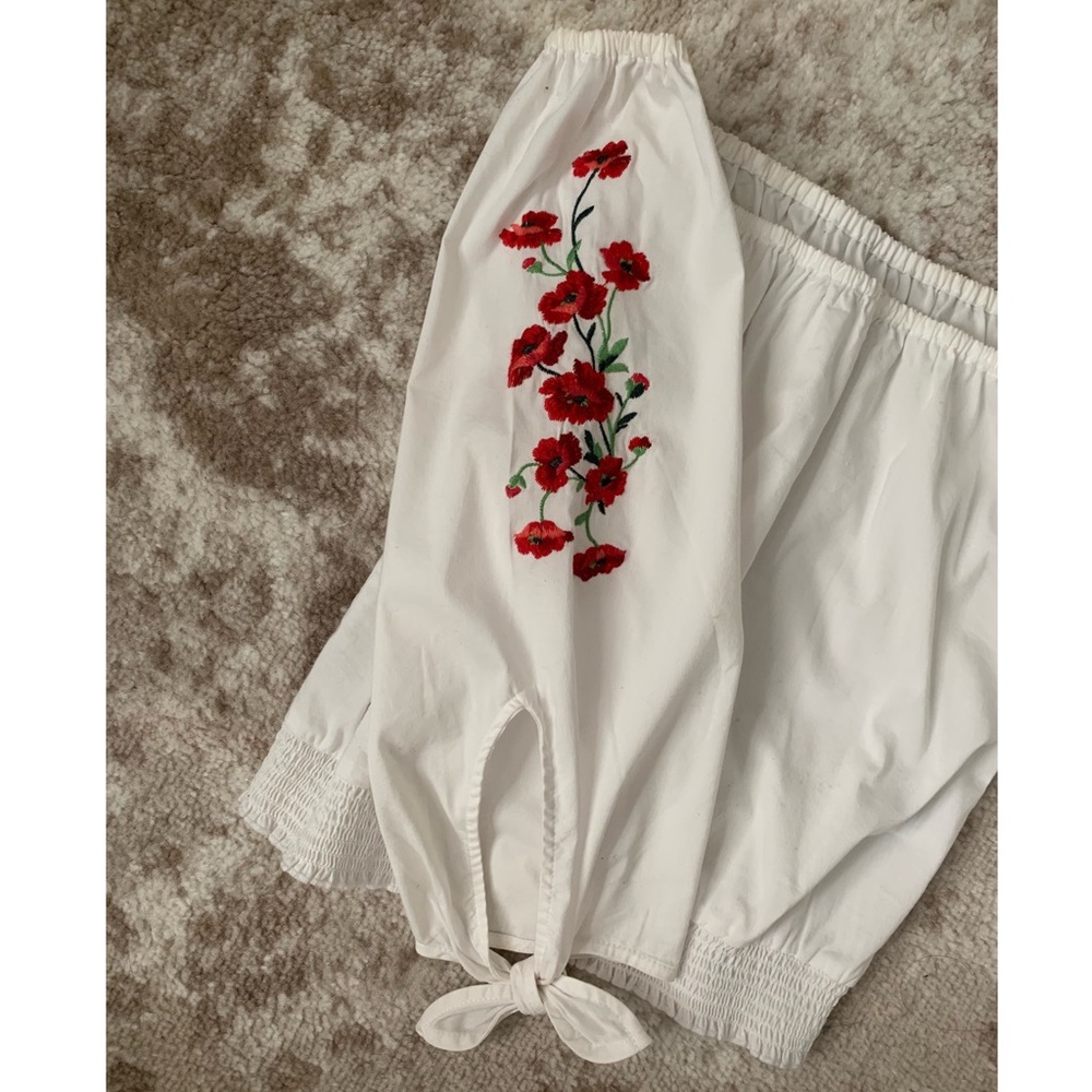 Hollister Floral Off the Shoulder Crop Top